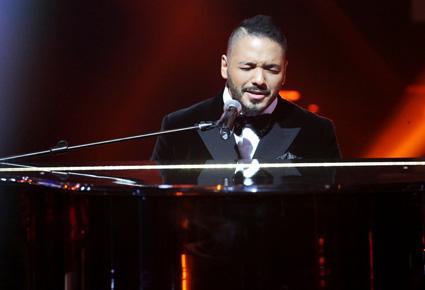 رامي عيّاش يرقص الـwatltz في Dancing With the Stars